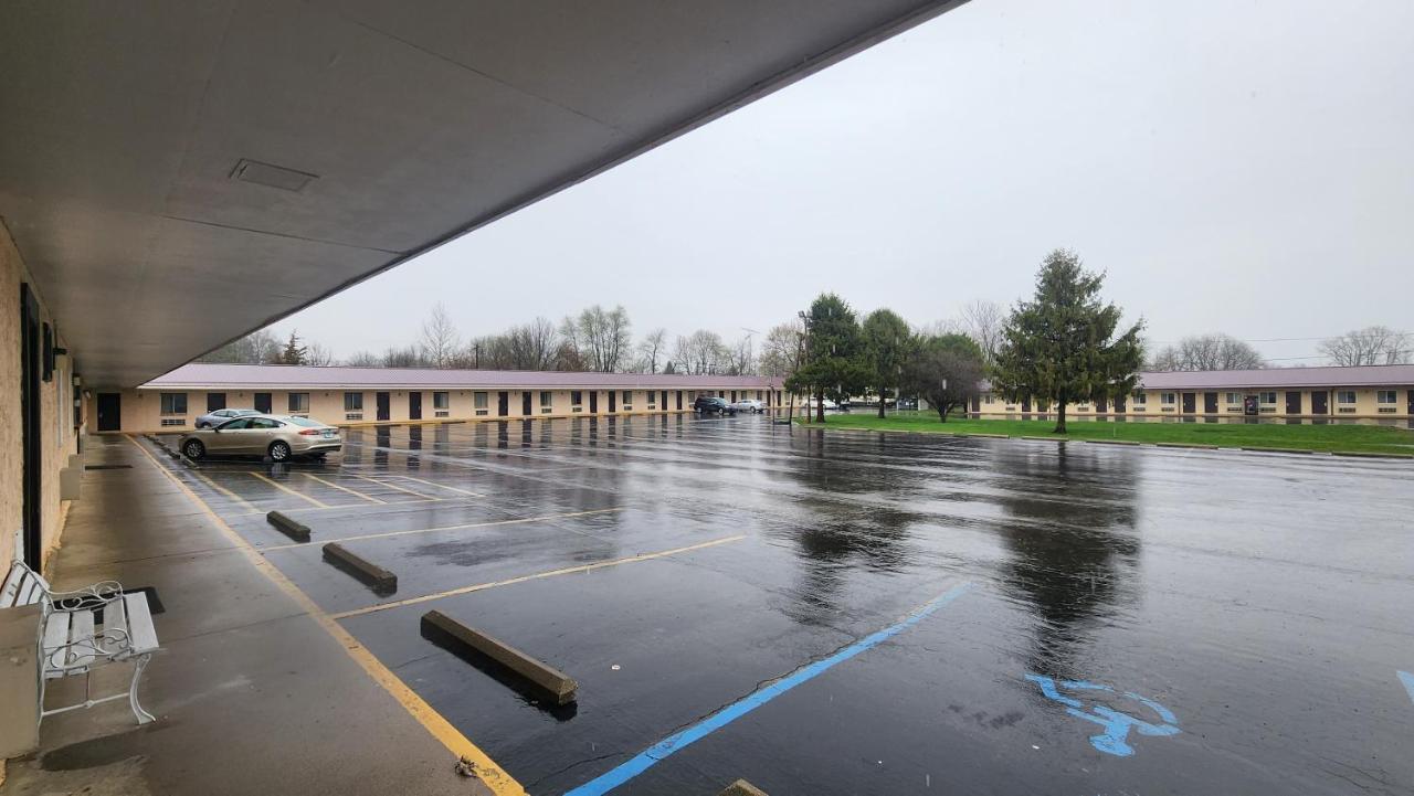 Super 8 By Wyndham Centerville-richmond 2*