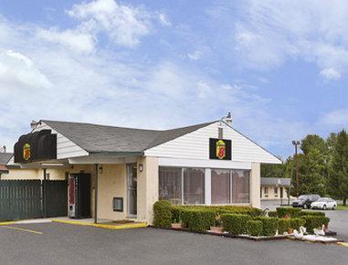 Super 8 By Wyndham Centerville-richmond Centerville